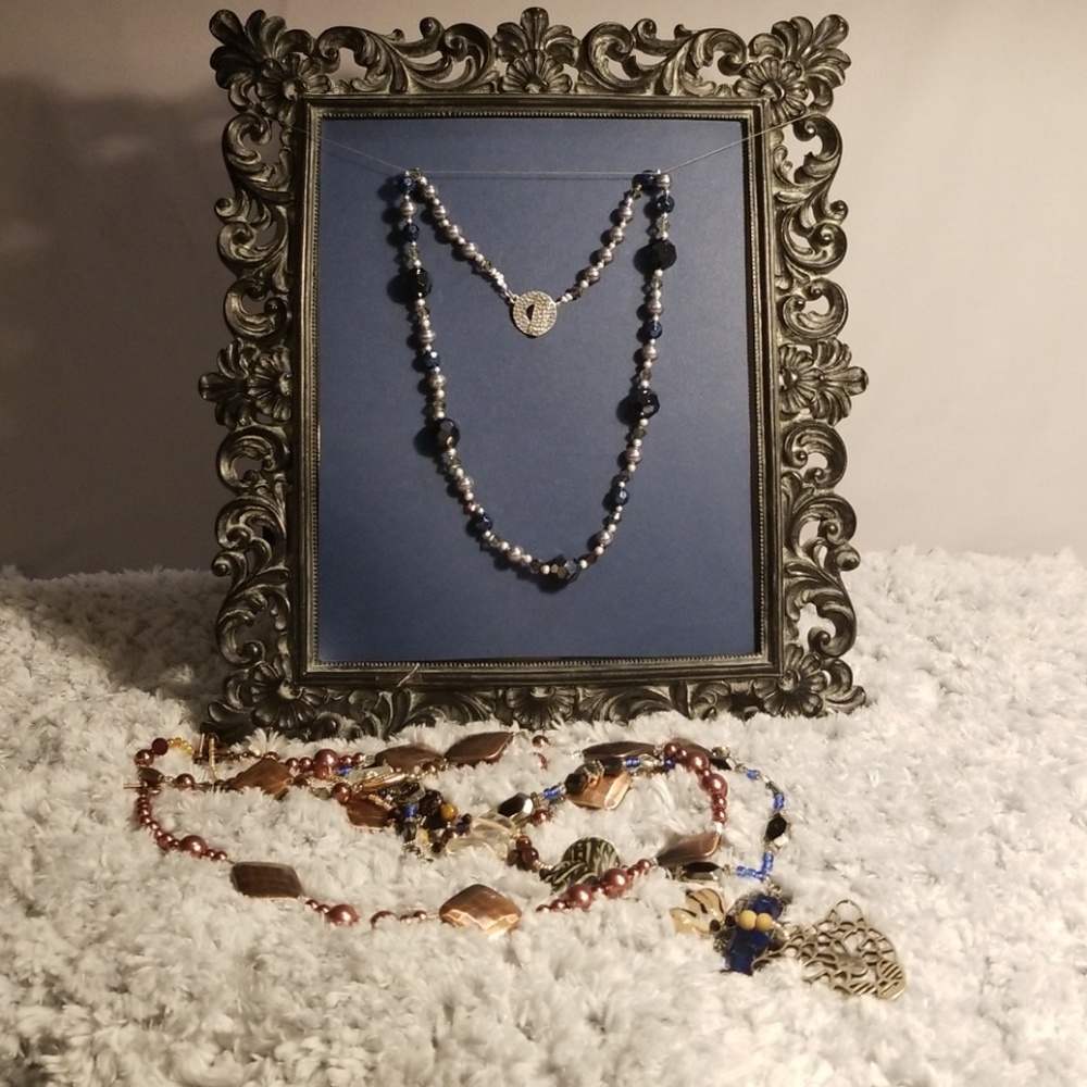 Handstrung Blue Bauble Cocktail Necklace0l